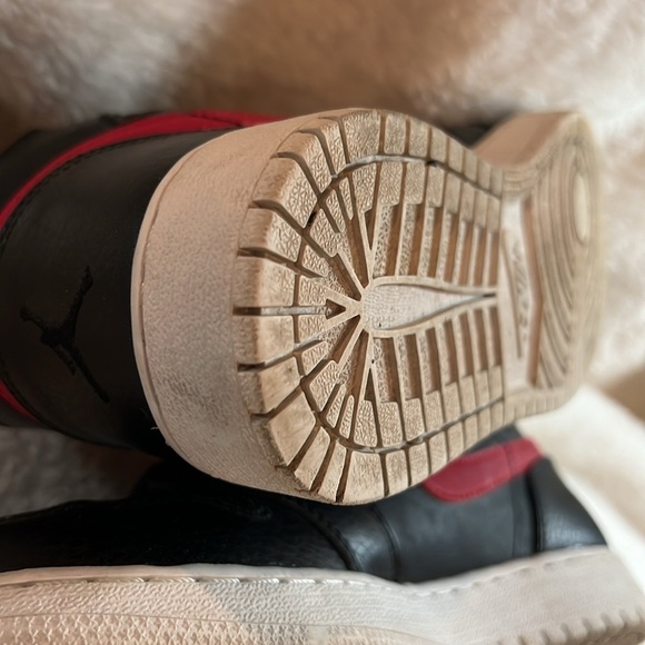 Nike air Jordan retro youth 6.5 EUC - Picture 9 of 15